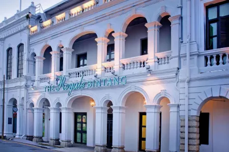 Royale Chulan Penang Отели рядом с достопримечательностью «City Hall»