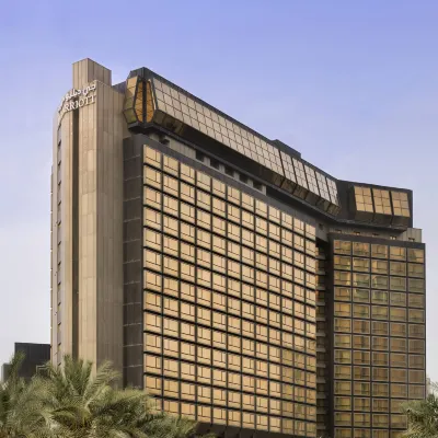 فندق جي دبليو ماريوت مدينة الكويت Hotels near مجمع ومواقف السوق الكبير