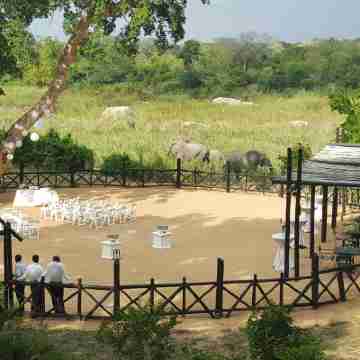 Kruger Gate Hotel Hotel Exterior