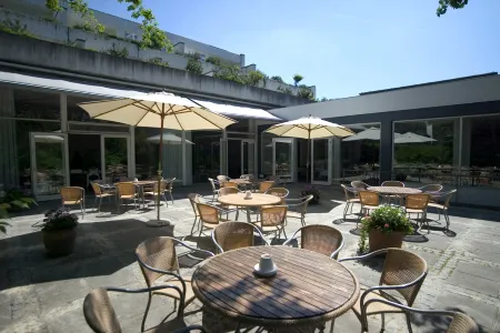 Frederiksdal Sinatur Hotel & Konference Отели в г. Люнгбю-Торбек