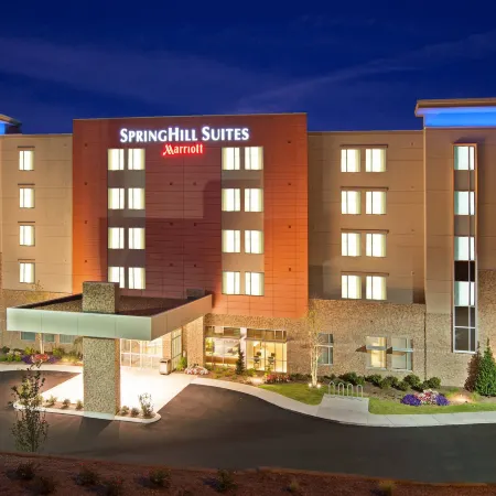 SpringHill Suites Chattanooga Downtown/Cameron Harbor