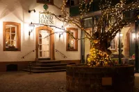 Romantik Hotel Landschloss Fasanerie Hotels in der Nähe von Christuskirche Mimbach auch Bliesdom