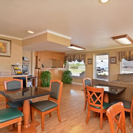 Americas Best Value Inn Crosstimbers