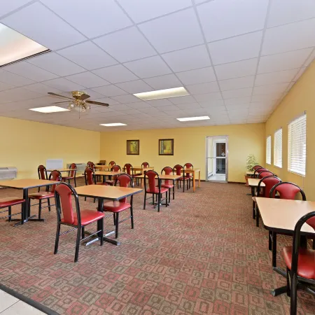 Americas Best Value Inn Tulsa I-44