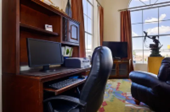 Baymont Inn & Suites by Wyndham Holbrook