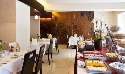 レストラン ザ パーク シティ グランド プラザ ケンジントン ホテルの写真