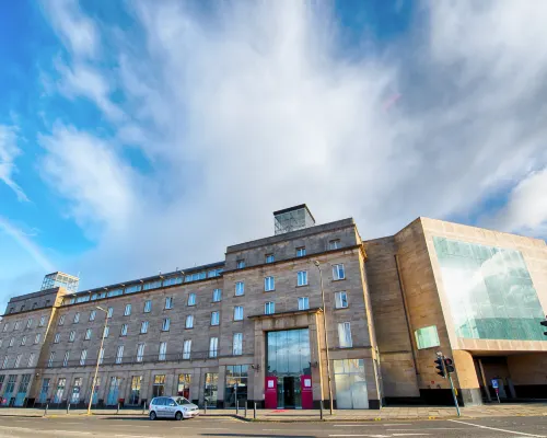 Leonardo Edinburgh Haymarket Hotels near EICC