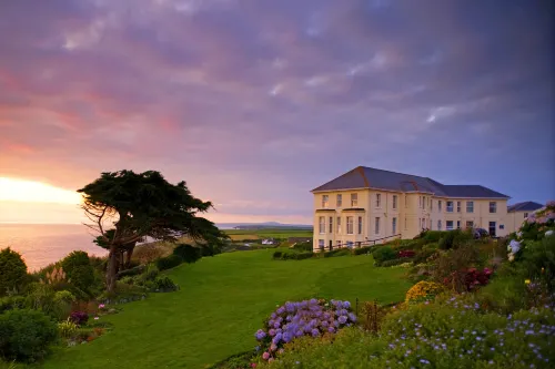 Polurrian on the Lizard Hotels in Mullion