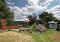 Ashleigh House B&B Hotels near Mahon Falls (a.k.a. Eas na Machan)