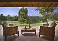 Villa Hotel Valle Del Marta Resort Hotels in Montalto di Castro