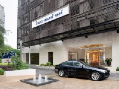 Centre Point Chidlom Hotel dekat San Phra Phrom