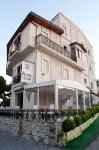 Bulbul Yuvasi Boutique Hotel Отели рядом с достопримечательностью «Eski Foça Değirmenleri»