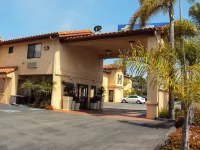 Quality Inn & Suites Oceanside Near Camp Pendleton فنادق في San Diego county