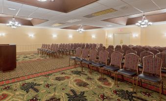 Clarion Hotel & Conference Center Leesburg