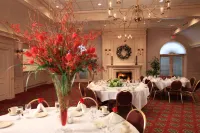 The Ingleside Hotel Hotels in Waukesha