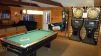 Clark's Beach Motel Hotels in Webb