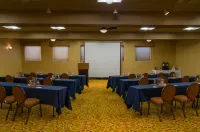 Hallmark Resort - Newport Hotels in Newport