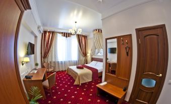 Milyutinsky Hotel