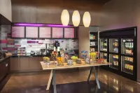 Aloft Boston Seaport District