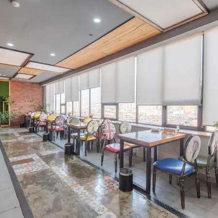 Viston Hotel