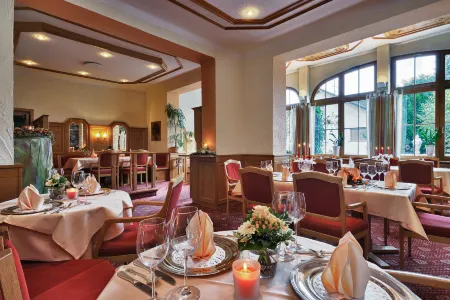 Hotel Kurhaus Ochs Отели в г. Бад-Камберг