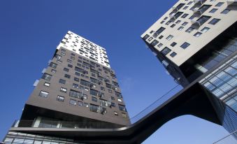 3. 아폴로 호텔 흐..