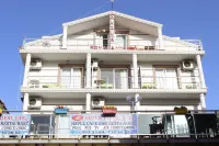 Huzur Royal Hotel
