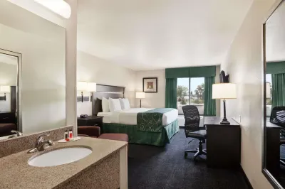 Travelodge by Wyndham McAlester Các khách sạn ở Mcalester