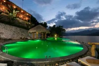 Mai Chau Hideaway Lake Resort - bar
