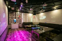 Ganlinhui Malson New Century Hotel
