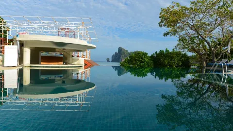 PP Charlie Beach Resort in Phi Phi Islands