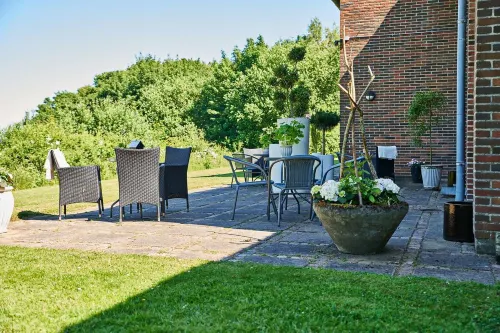 Flinten Horsens Hotels in Hedensted
