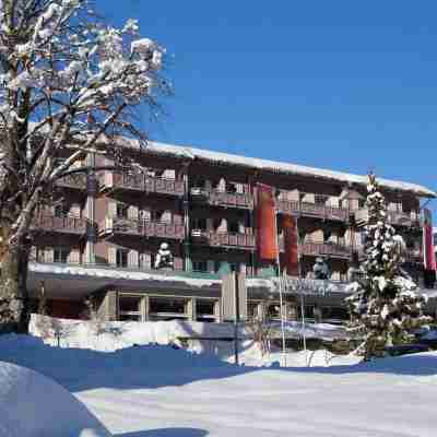 Parkhotel Schoenegg Hotel Exterior