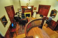 Beacon Inn 1087 Hotels in Brookline