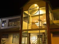 Moonlight Bay Apartments Hotels in Rye