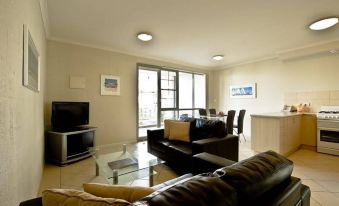 Moonlight Bay Apartments