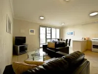 Moonlight Bay Apartments Hotels in Rye