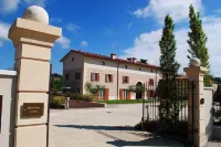 Belvivere Suites