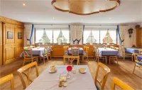 Höhengasthaus Kolmenhof an der Donauquelle Hotels in Triberg