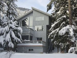 Belle Neige Suites: Whistler