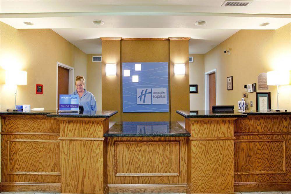 Holiday Inn Express Hotel & Suites Claypool Hill -Richlands Area, an Ihg Hotel