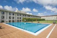 Residencia Universitaria Resa Siglo XXI - Pools