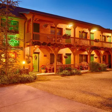 Hemlock Inn