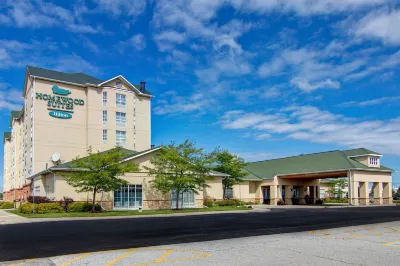 Homewood Suites by Hilton Toronto-Oakville Hotel dekat Sheridan College