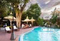 Liesak Resort - Pools