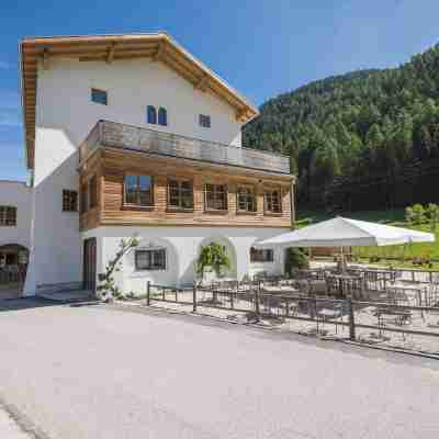 Gasthof Zum Hirschen Hotel Exterior