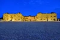 سيتي هوتل وورزبرج Hotels near Old Main Bridge