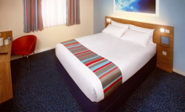 Travelodge Okehampton Whiddon down - Housity