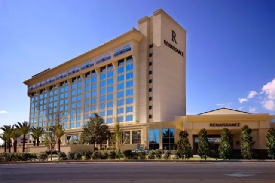 Renaissance Baton Rouge Hotel Отели рядом с достопримечательностью «Брекс Блубоннет Суомп Нейчер Сентер»