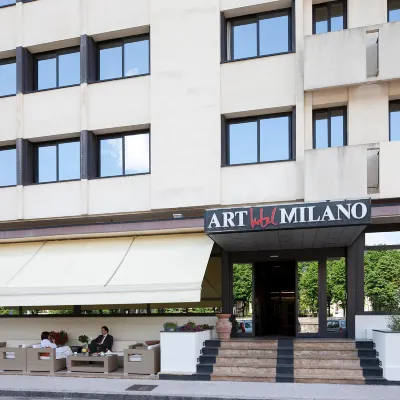 Art Hotel Milano Hotels near Prato Porta Serraglio Station